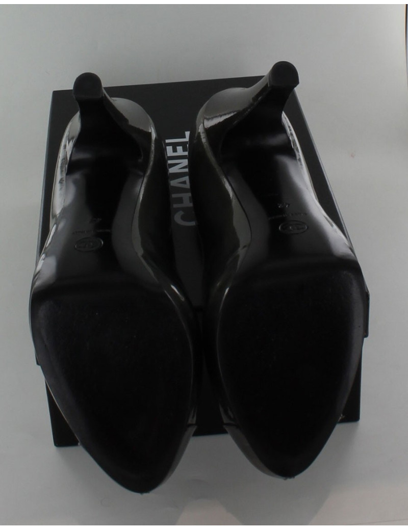 escarpins CHANEL T 42 vernis bronze