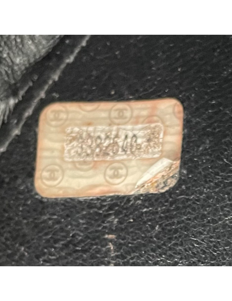 Sac coeur CHANEL noir verni