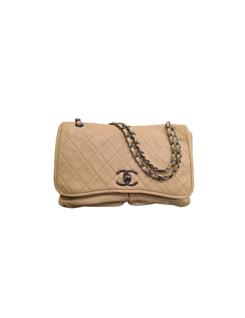 Sac CHANEL cuir d'agneau beige