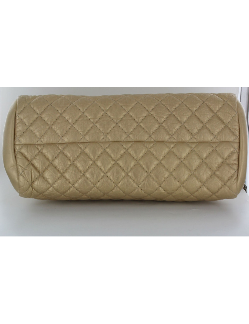 sac CHANEL cuir doré