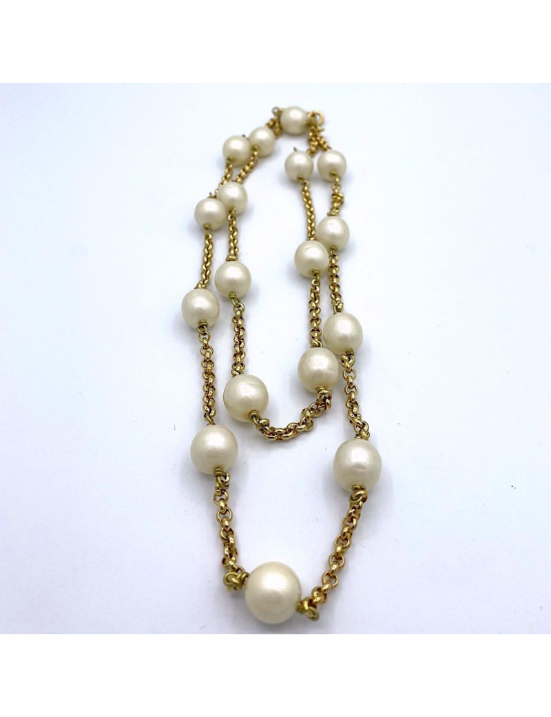 CHANEL Vintage Pearl Necklace
