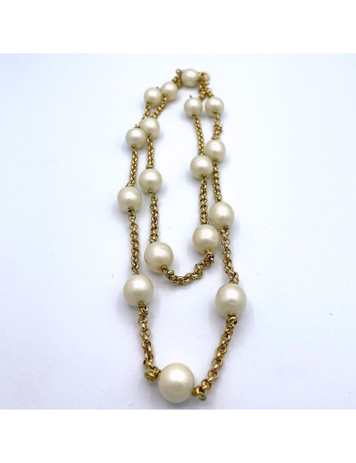 CHANEL Vintage Pearl Necklace