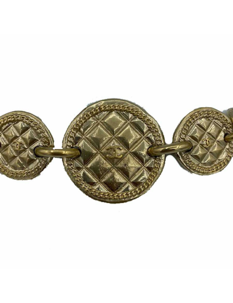 Ceinture sautoir CHANEL pièces materlassées dorées