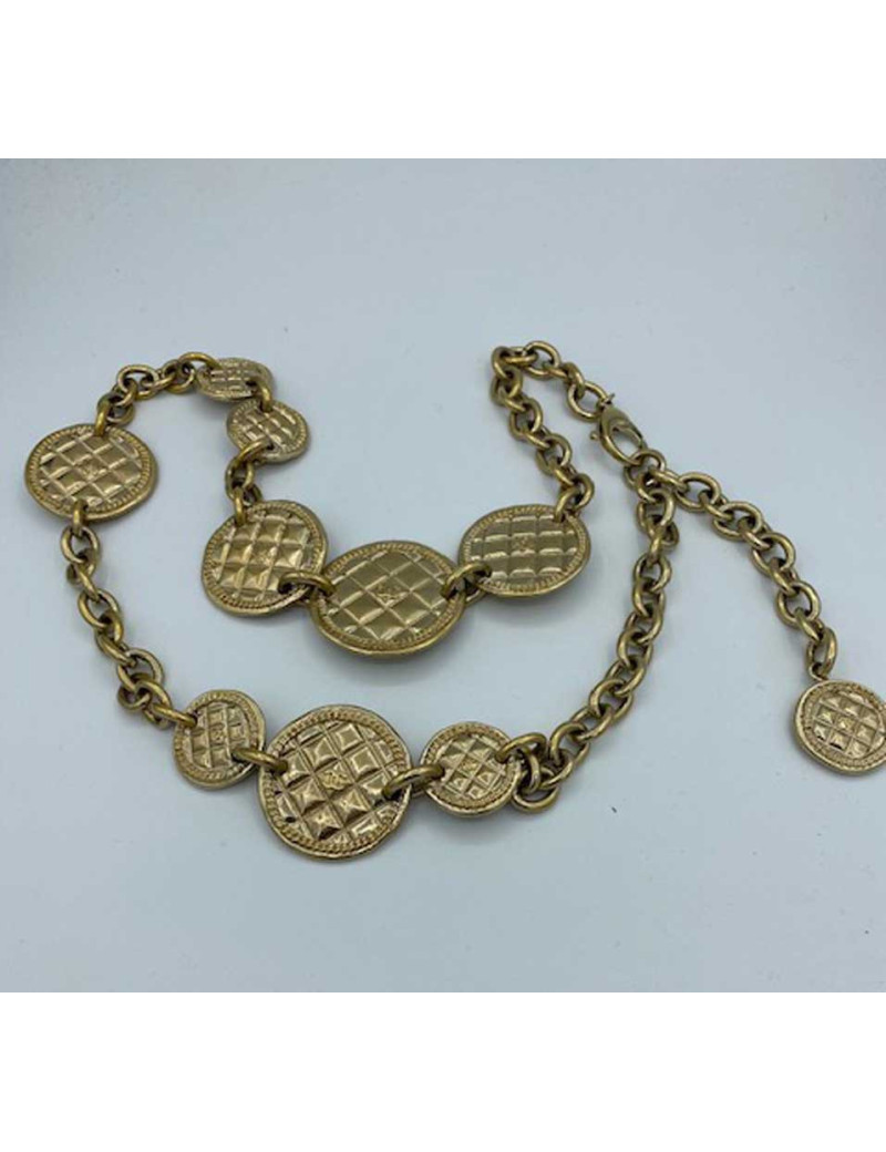 Ceinture sautoir CHANEL pièces materlassées dorées