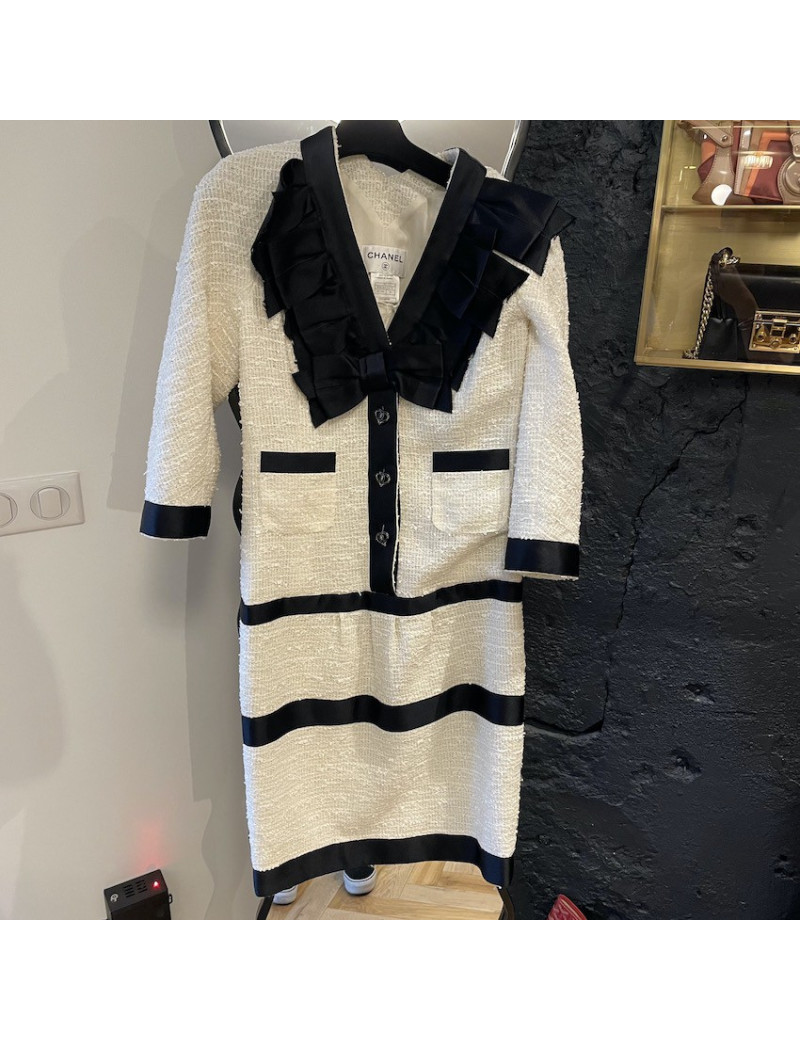 Robe t 36 CHANEL tweed écrue et soie noire