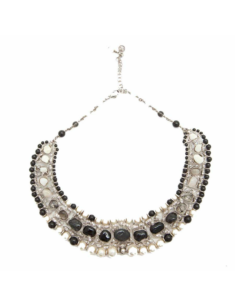 Collier CHANEL perles nacrées  et noires et strass