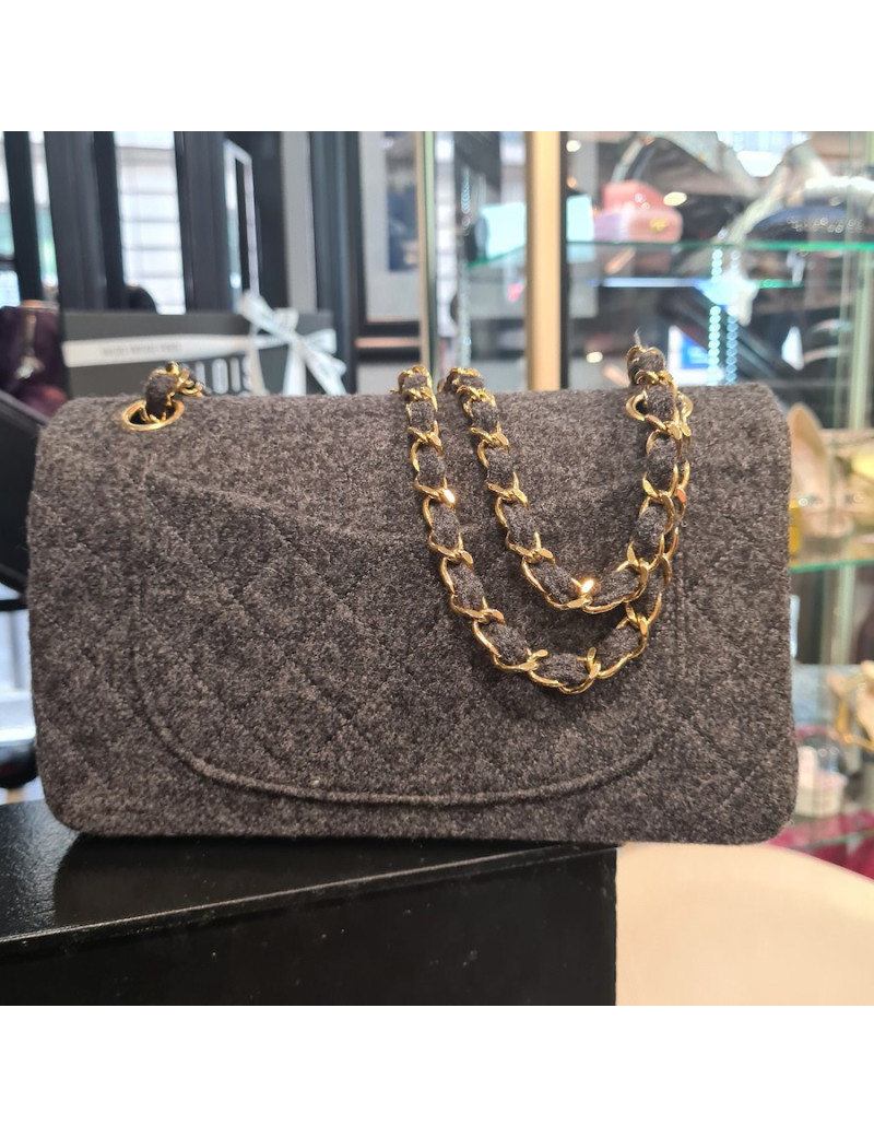 Timeless CHANEL  gris