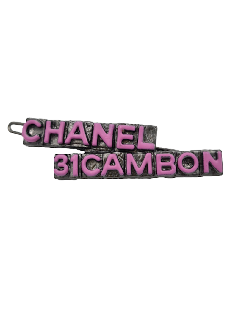 CHANEL enamel hair clip - Occasion Certified Authentic