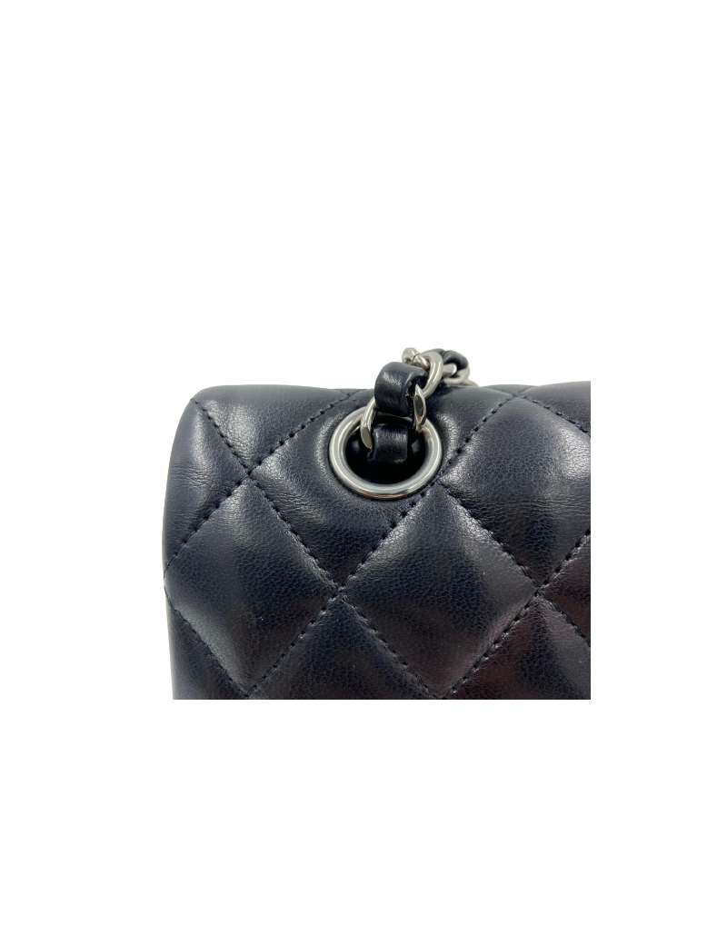 Sac à main Timeless CHANEL cuir lisse noir