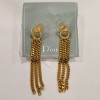 Clous Dior CD pendants doré