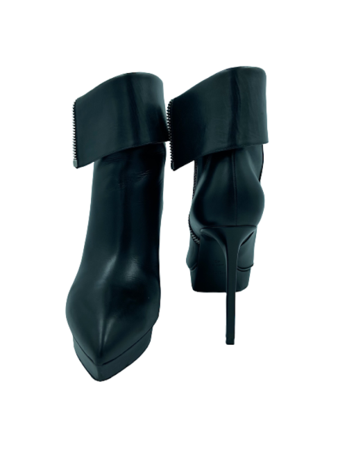 SAINT LAURENT T40 black leather boots