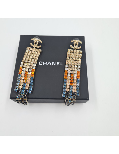 Clous Pendants CHANEL Paris New York