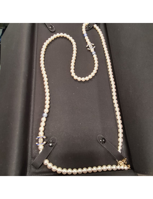 Sautoir CHANEL perles nacrées 