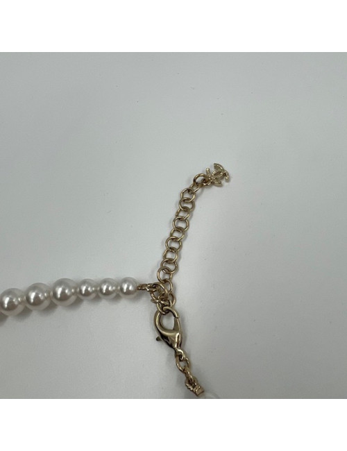 Sautoir CHANEL perles nacrées 