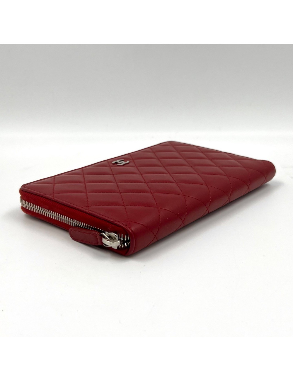 Compagnon CHANEL rouge