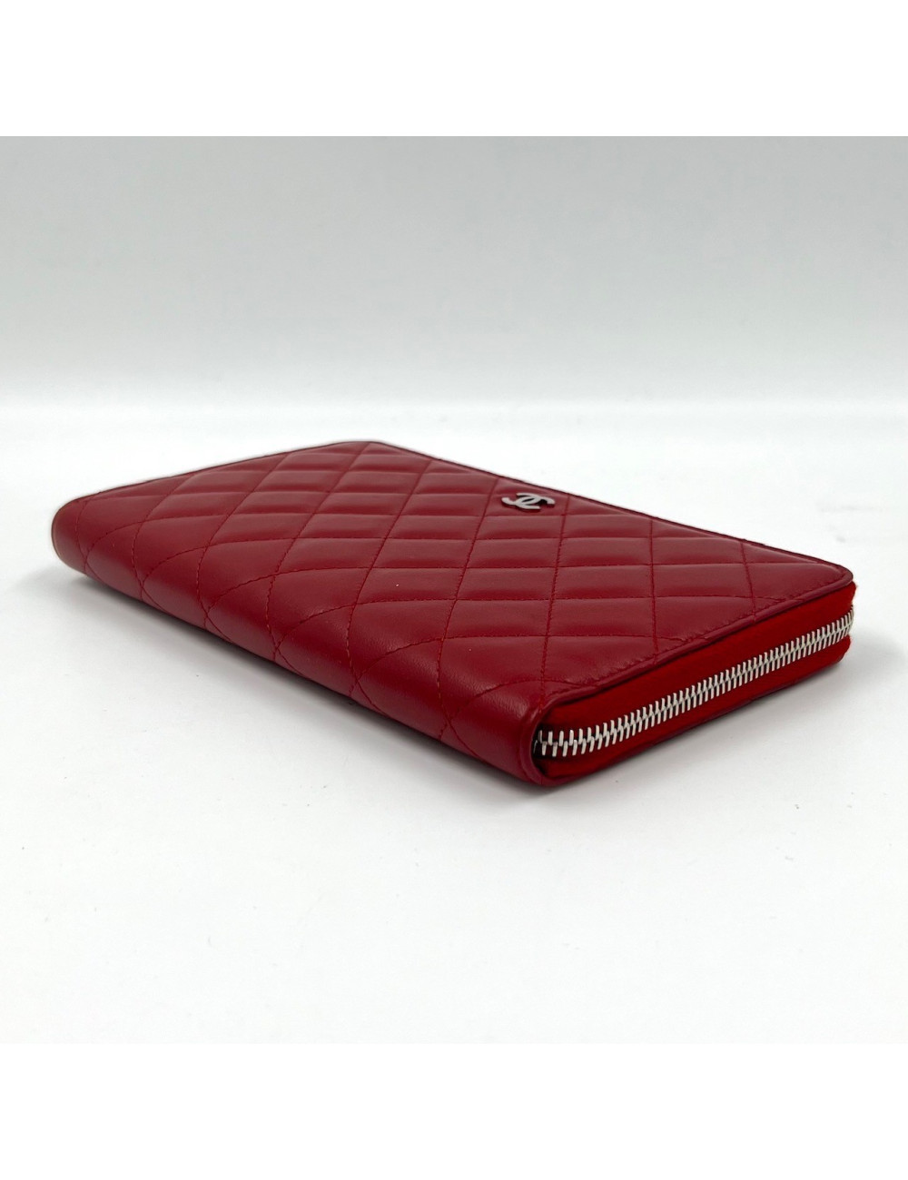 Compagnon CHANEL rouge