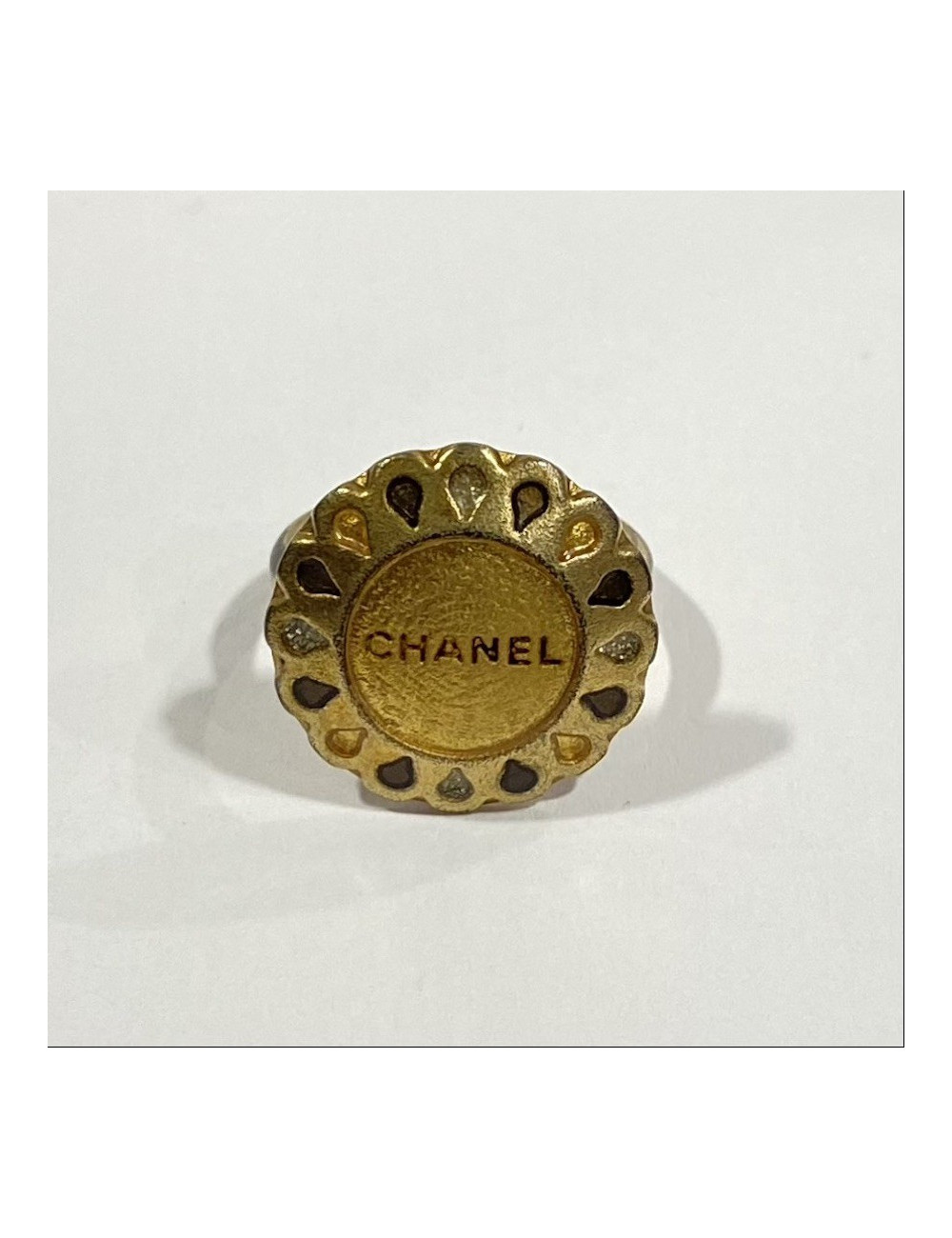 Bague CHANEL  "C H A N E L"