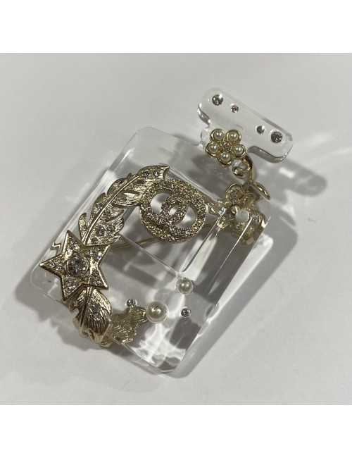 Broche bouteille de parfum CHANEL 
