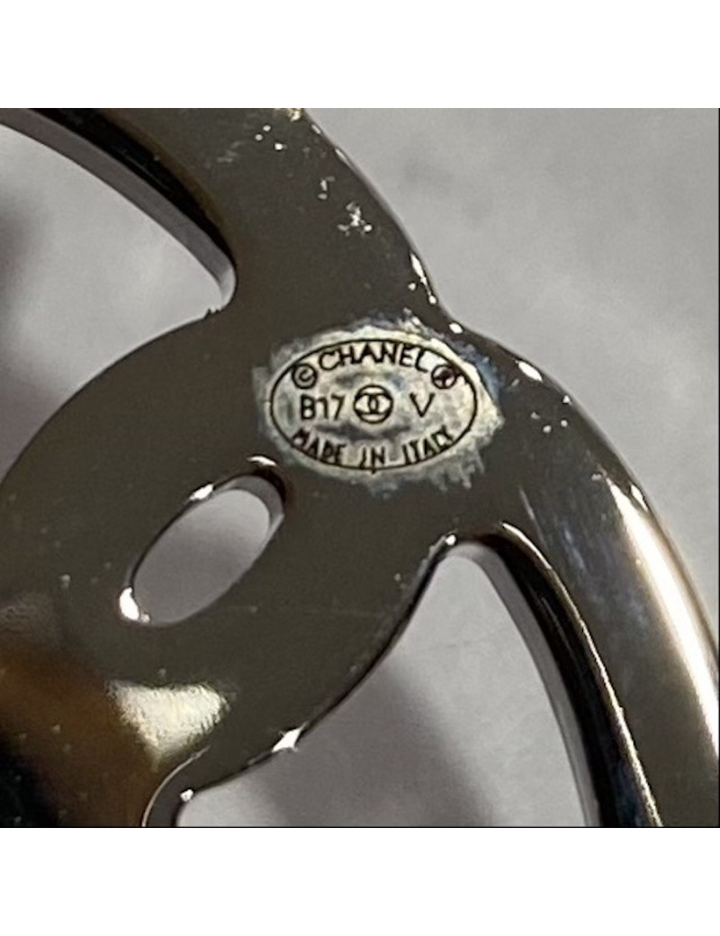 Broche choupette CHANEL