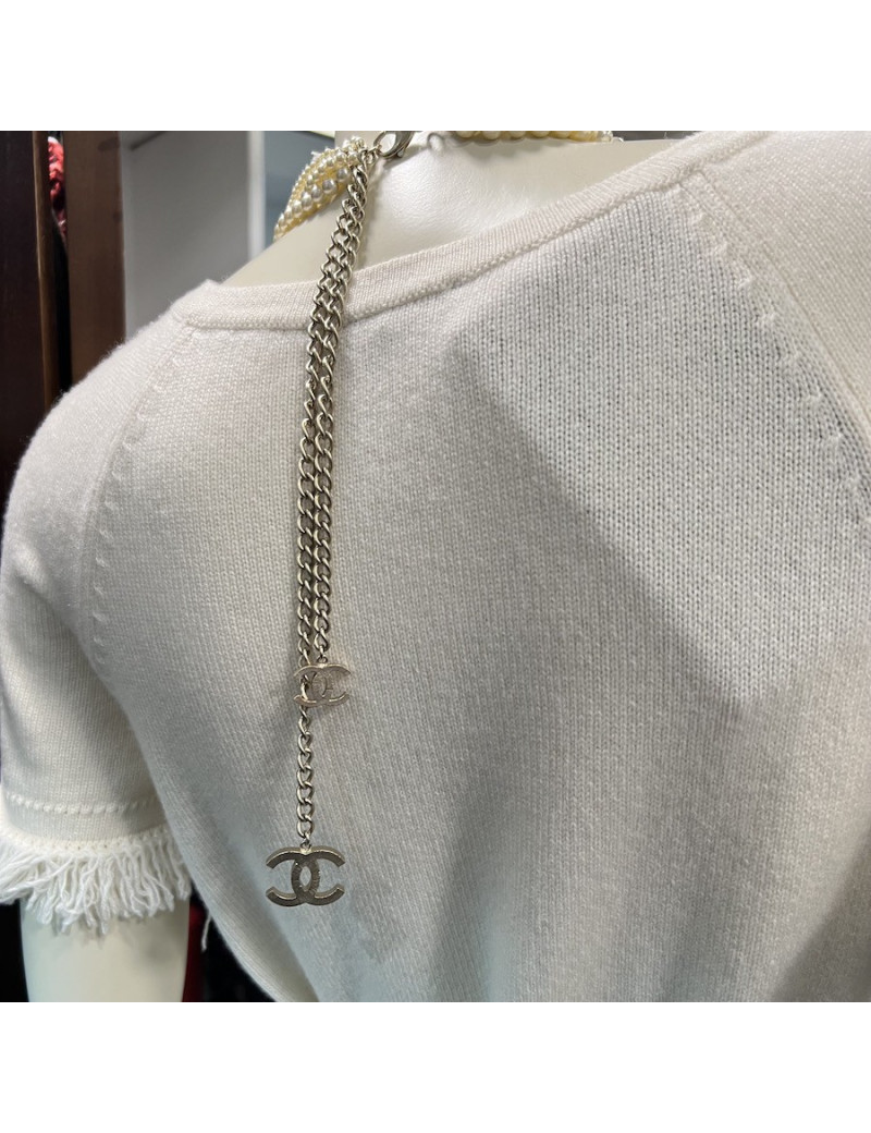 Sautoir multirangs CHANEL perles nacrées