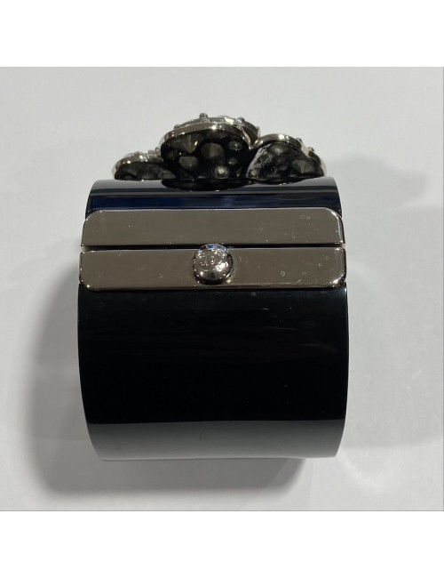 Manchette CHANEL camélia brillants