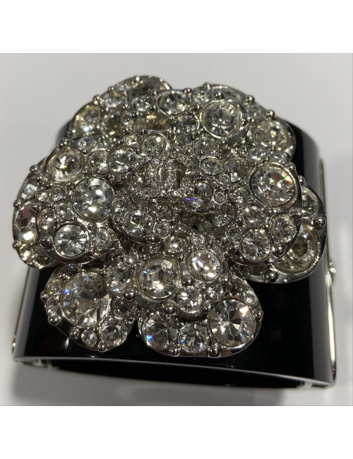 Manchette CHANEL camélia brillants