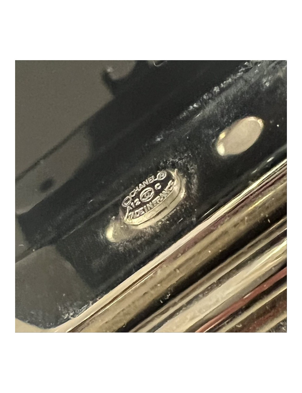 Manchette CHANEL camélia brillants