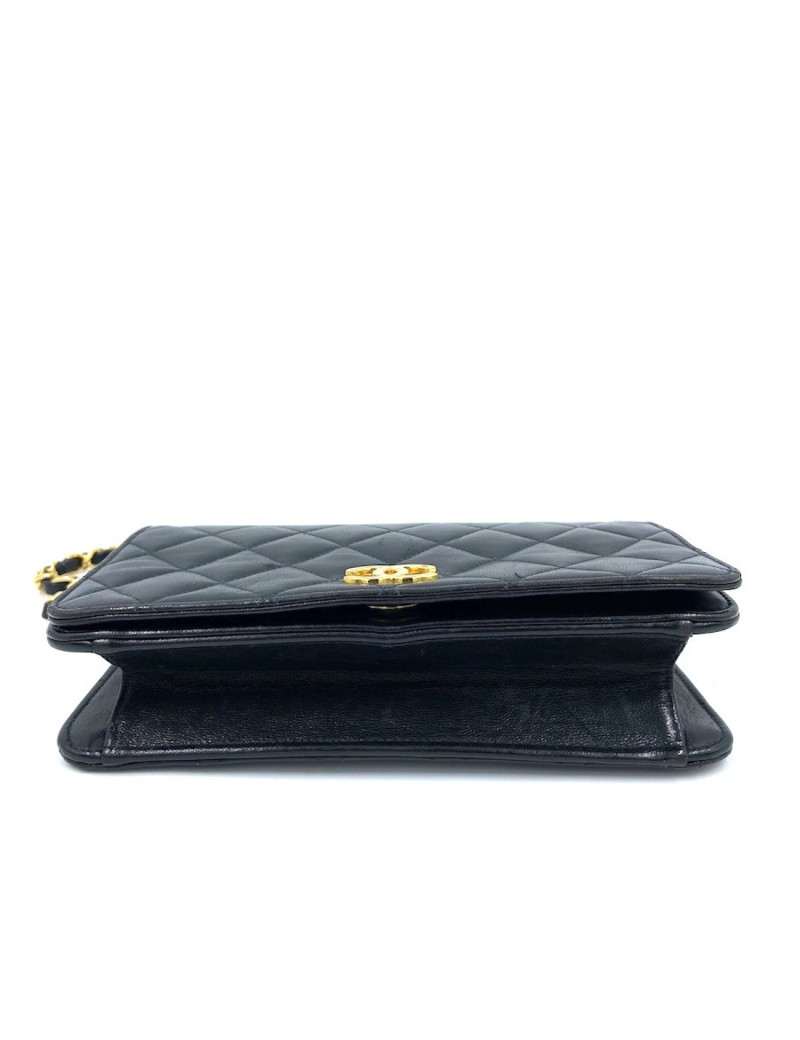 WOC vintage CHANEL mini noir