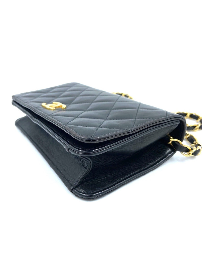 WOC vintage CHANEL mini noir