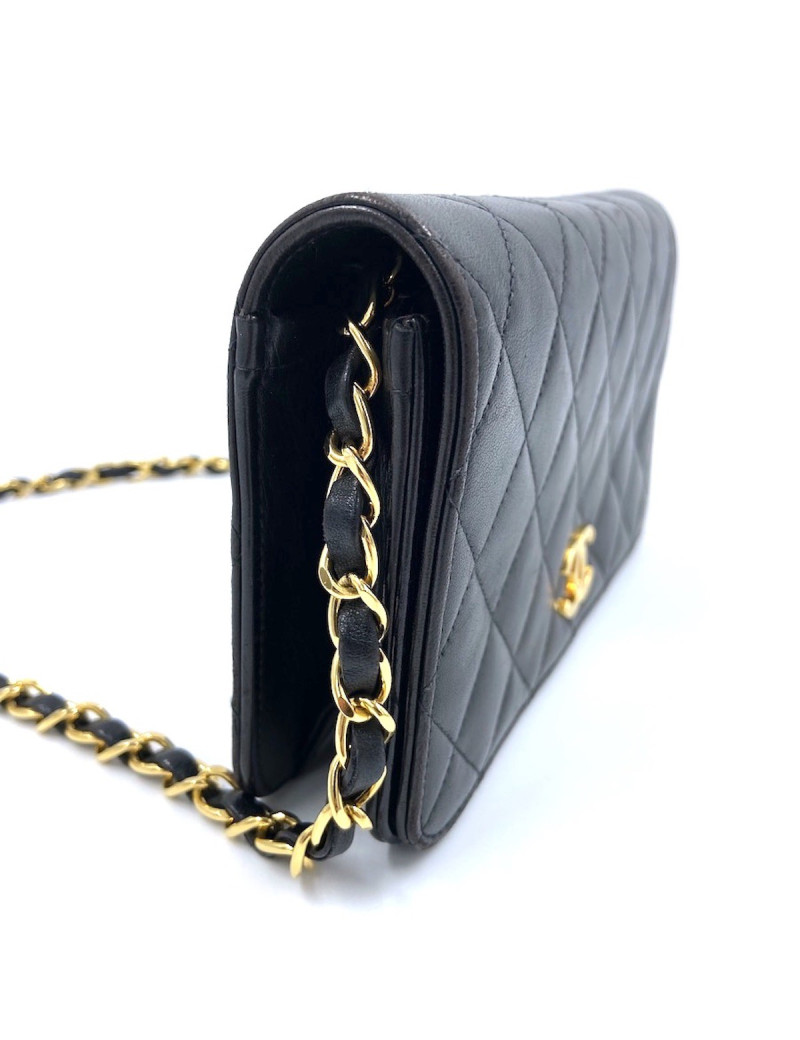 WOC vintage CHANEL mini noir