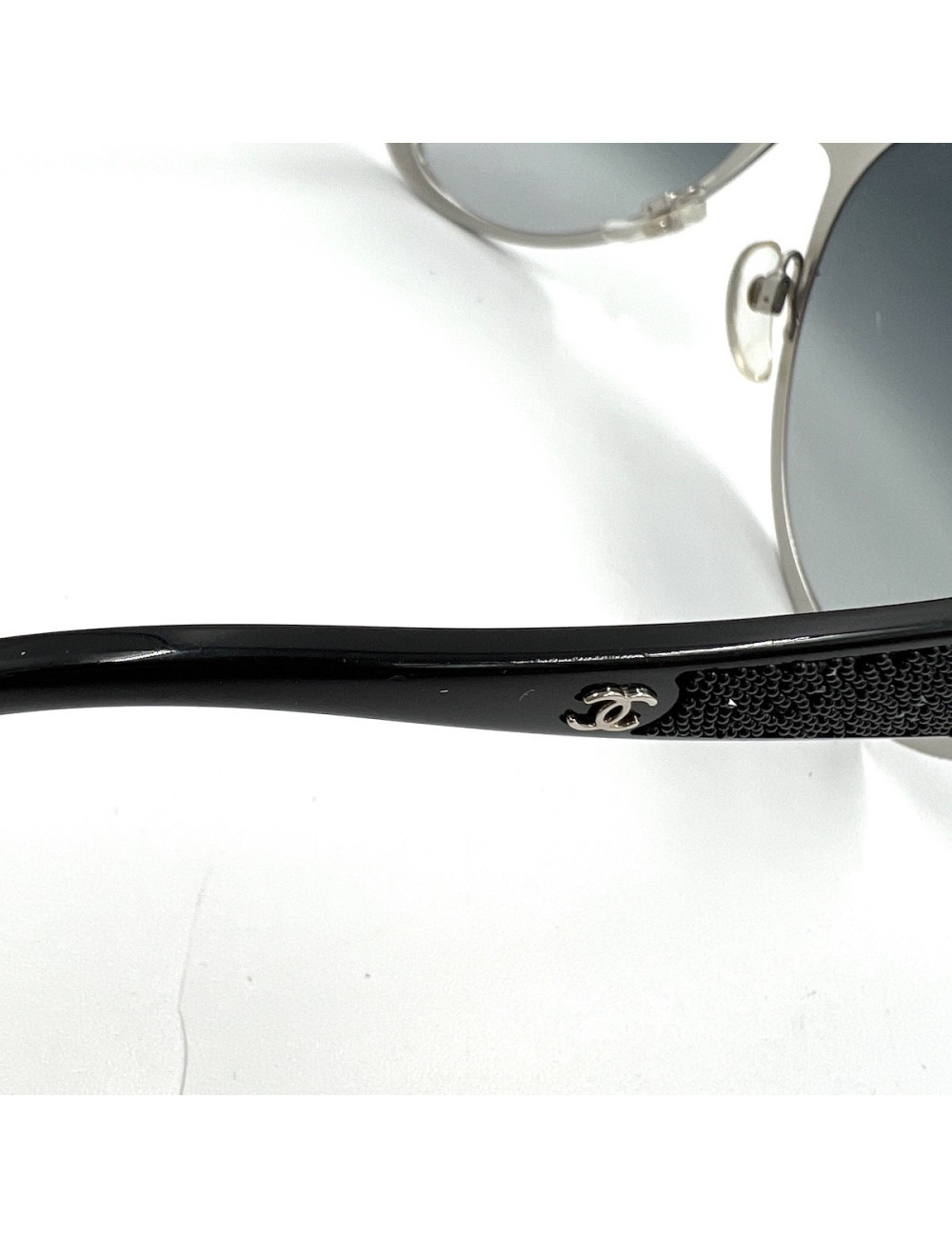 CHANEL aviator sunglasses