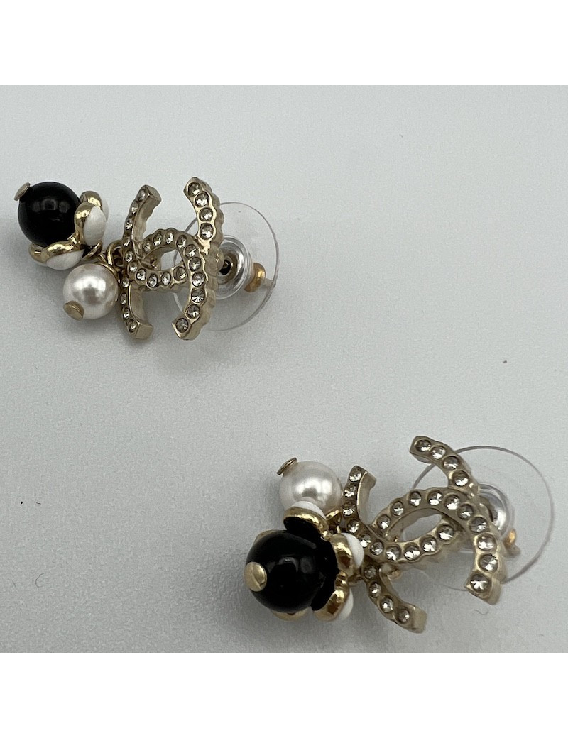 Clous d'oreille CHANEL