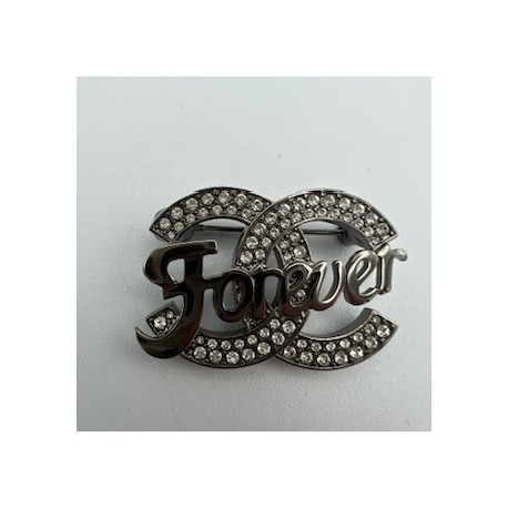 Broche CHANEL Forever