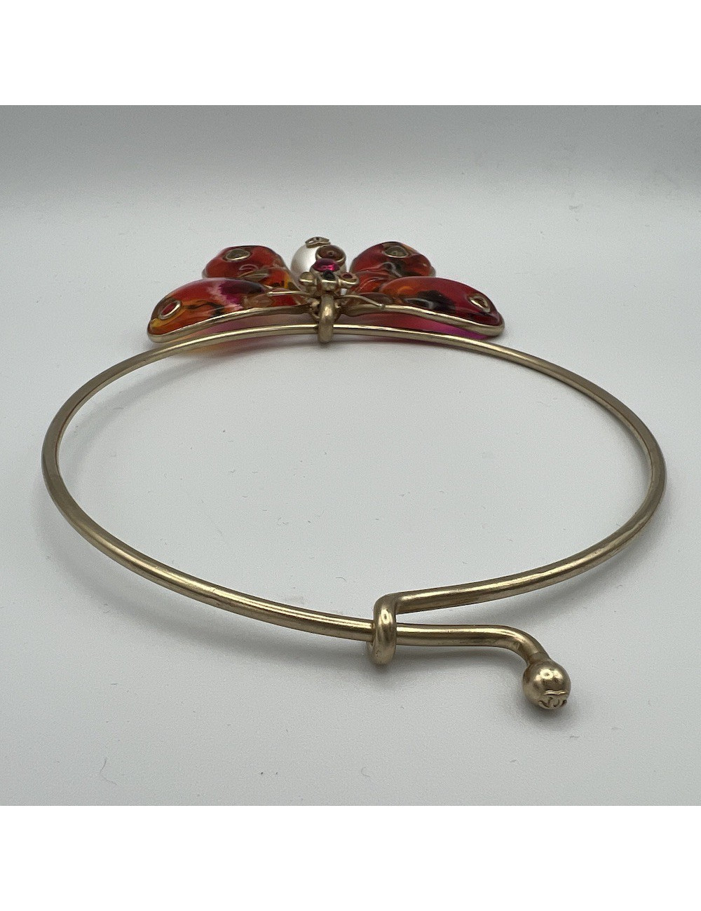 CHANEL Vintage molten glass butterfly choker necklace