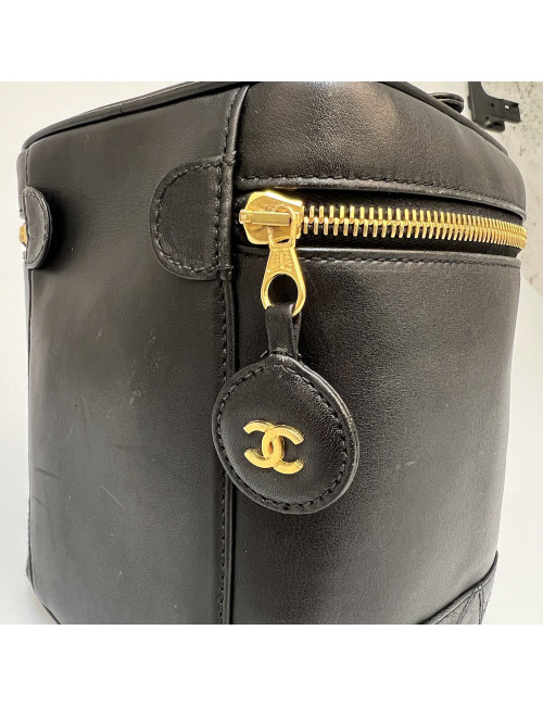 CHANEL vintage Vanity