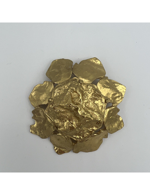 YSL SAINT LAURENT vintage gilded brooch