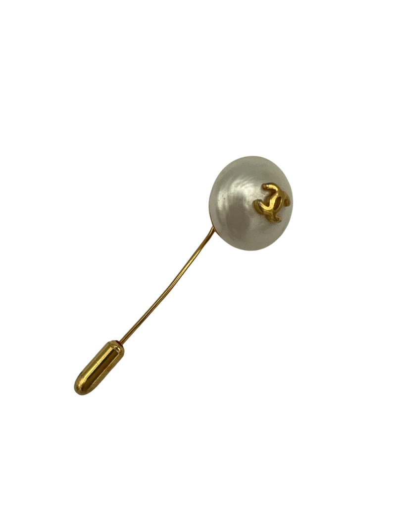 Epingle CHANEL vintage