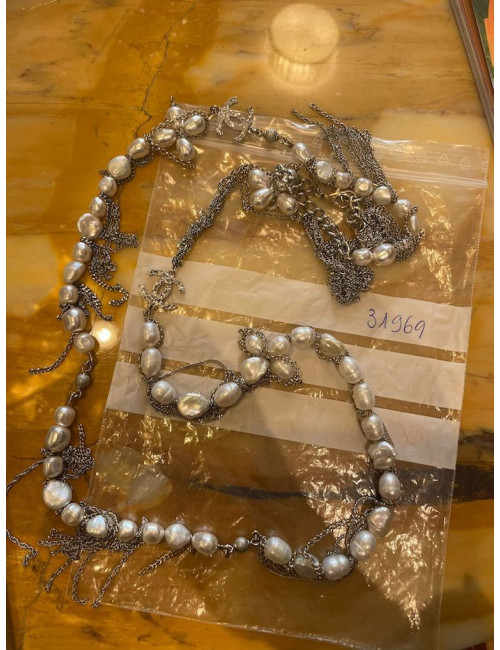 Sautoir CHANEL perles d'eau douce
