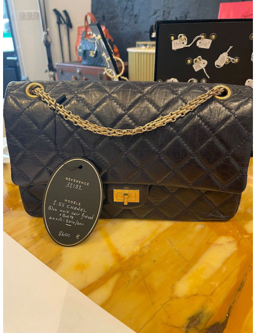 2.55 sac CHANEL bleu cuir froissé