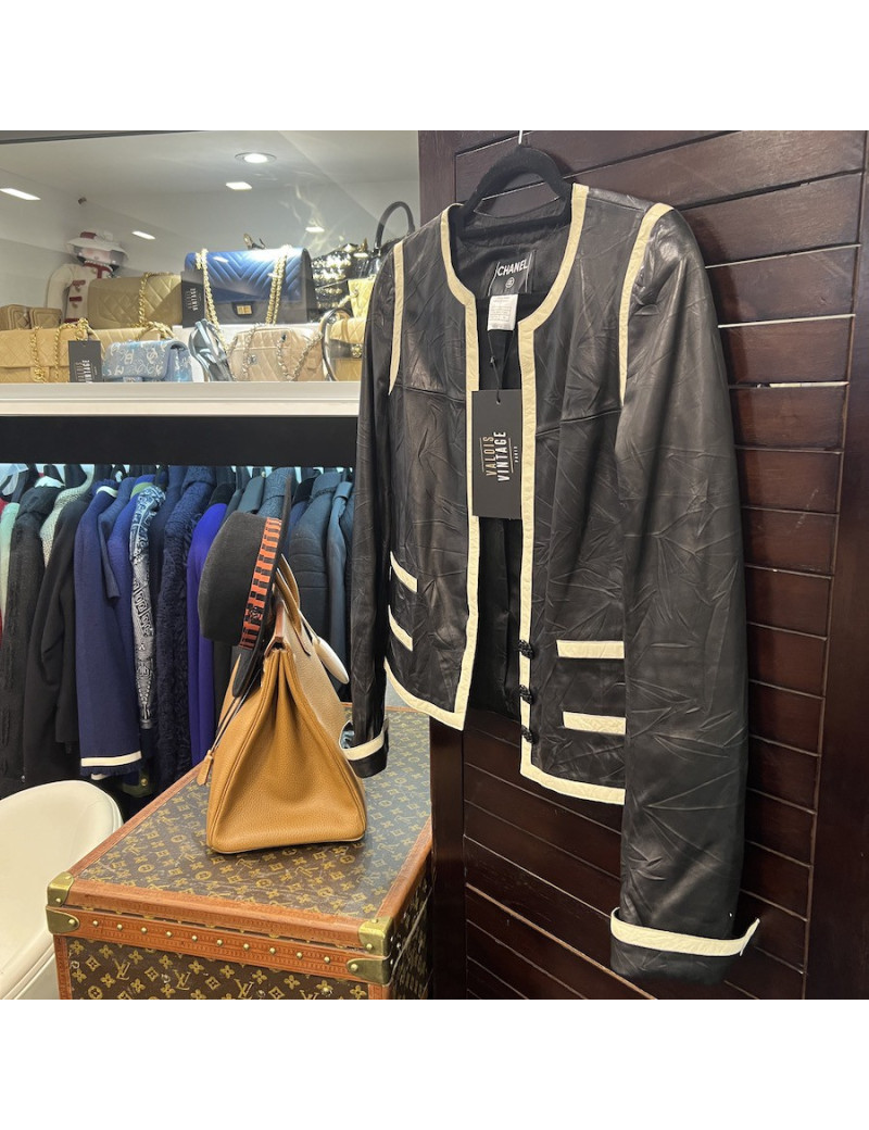 Veste T36 CHANEL cuir froissé noir