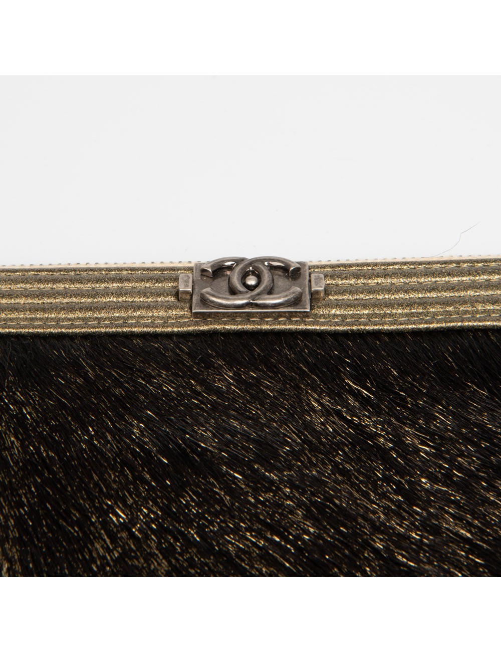 Pochette CHANEL brillants dorés 