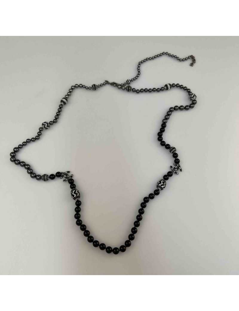 Sautoir CHANEL perles grises