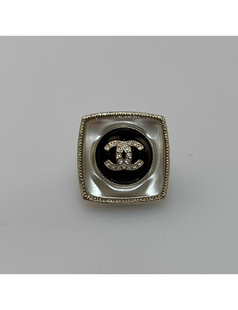 CHANEL Square Clip-on Earrings in Transparent Resin - Authentic