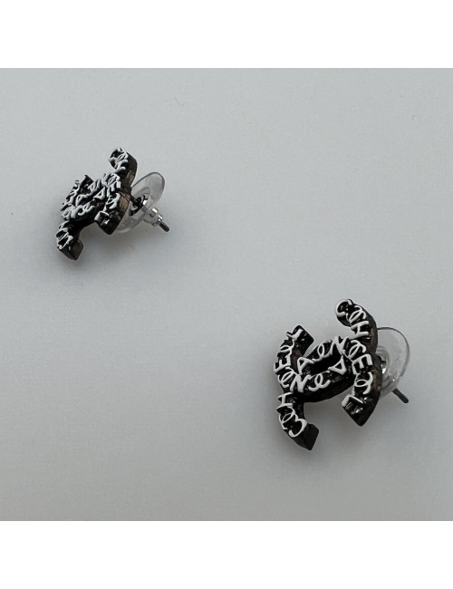 Clous CC CHANEL noir blanc