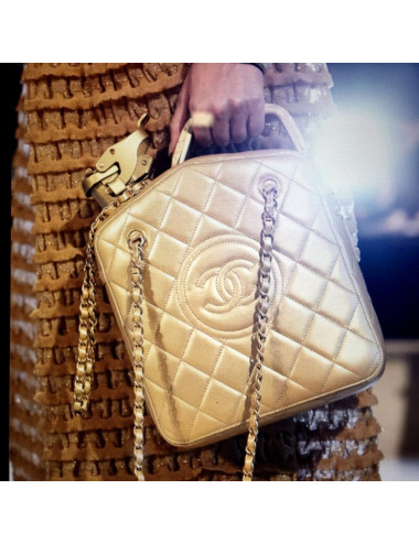 Jerrican CHANEL cuir or 2