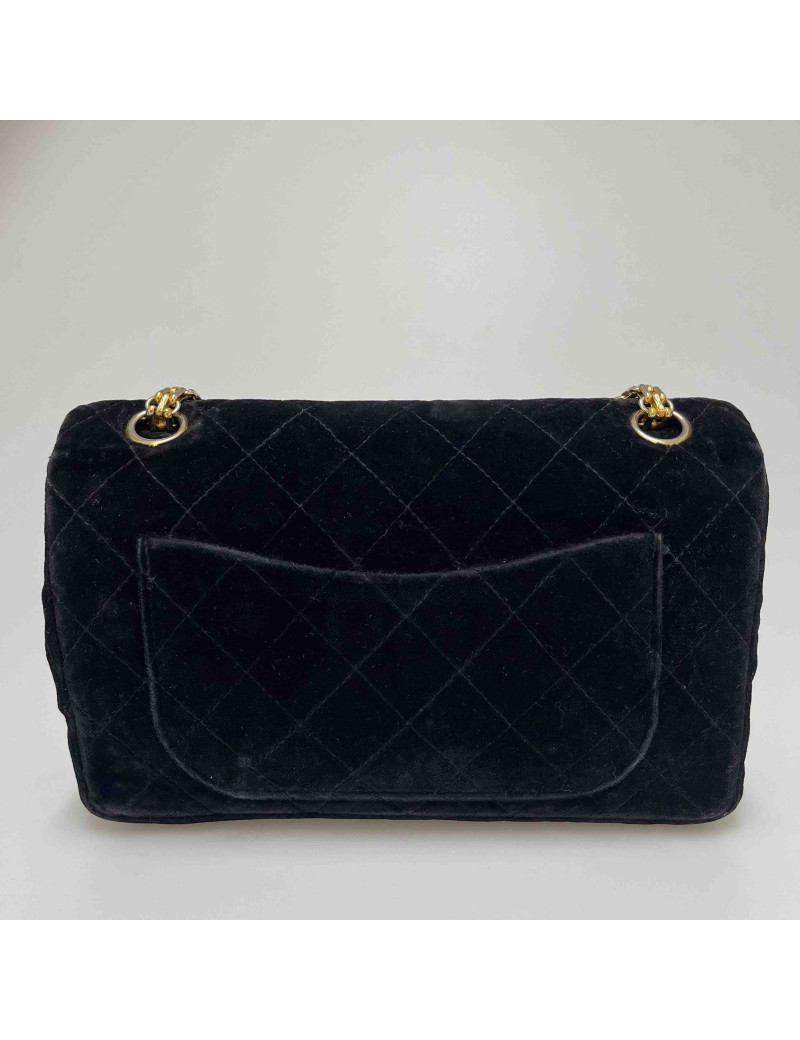 Timeless CHANEL velours noir