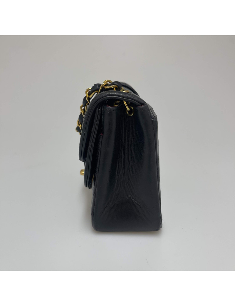 Mini sac CHANEL noir 