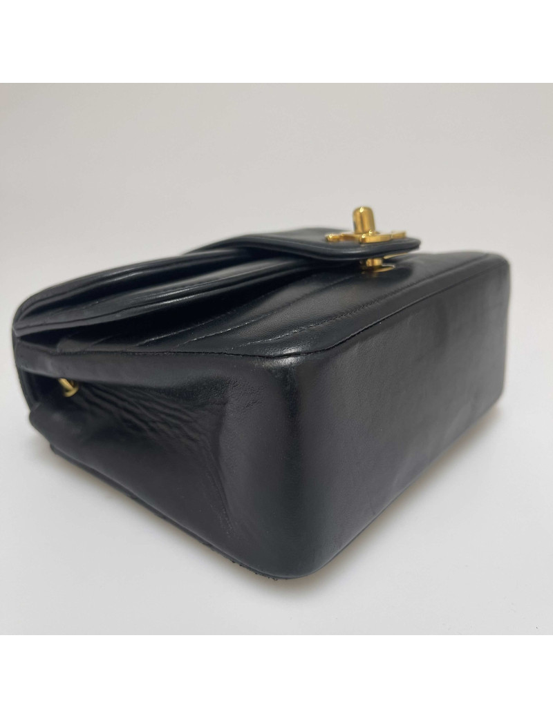 Mini sac CHANEL noir 