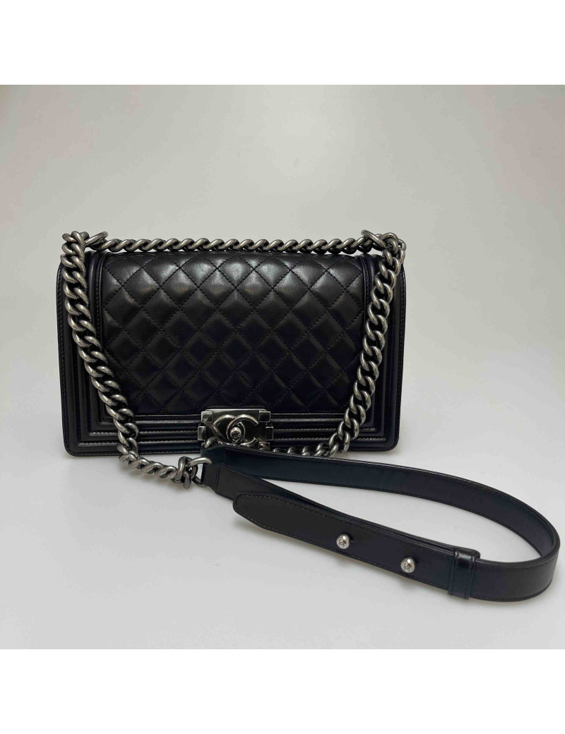 Sac Boy CHANEL cuir noir