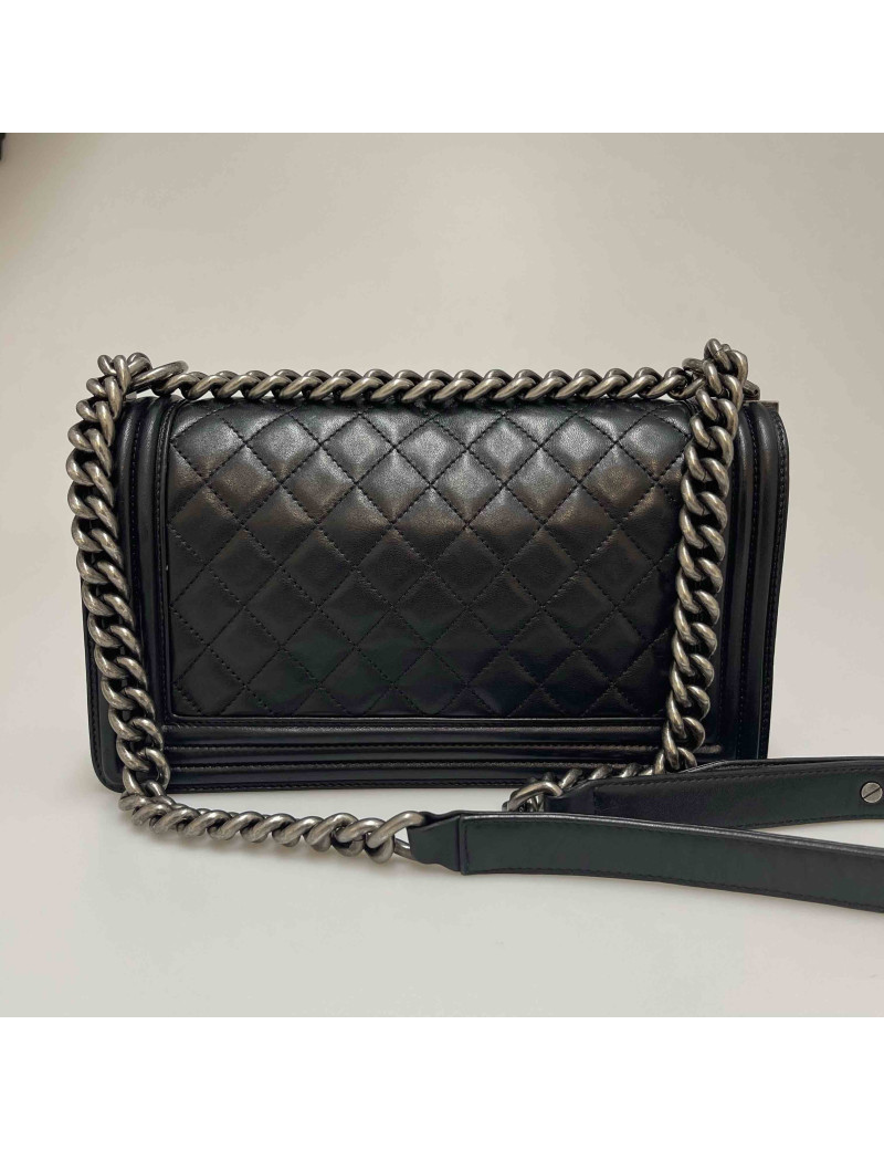 Sac Boy CHANEL cuir noir